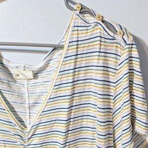 🍉 Anthropologie T.la Flower Button Striped Tee🍉